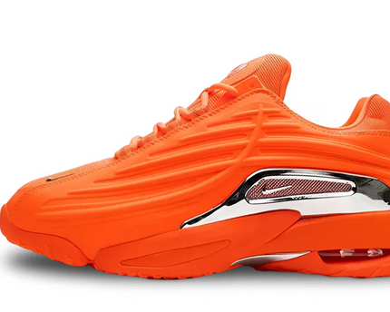Nike® x Nocta® Hot Step 2 Total Orange En rupture