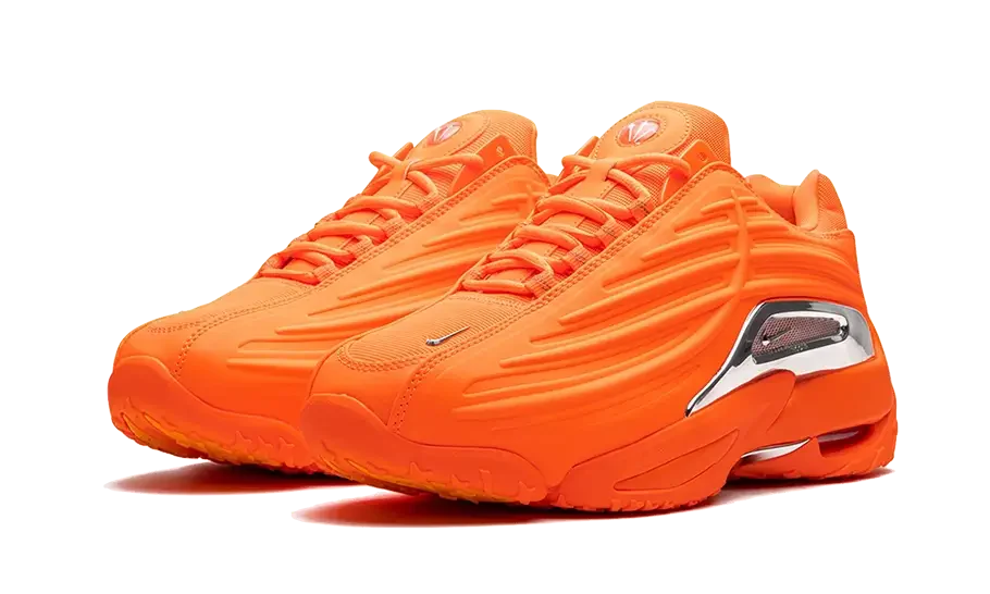 Nike® x Nocta® Hot Step 2 Total Orange En rupture