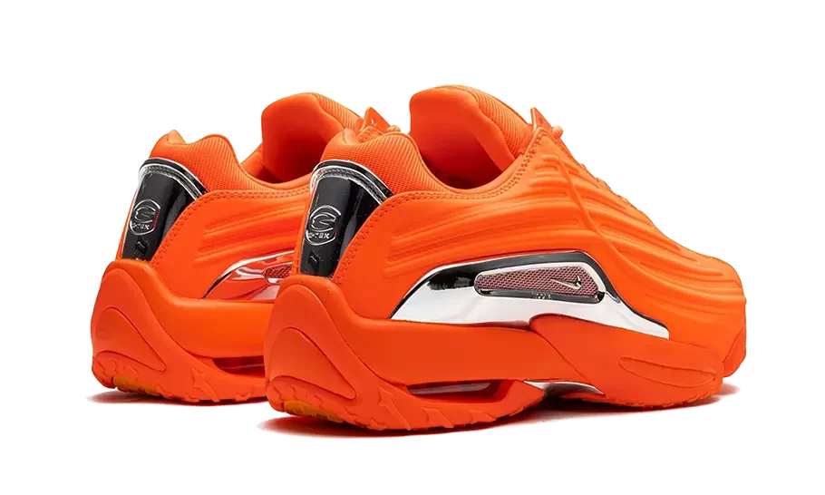 Nike® x Nocta® Hot Step 2 Total Orange En rupture